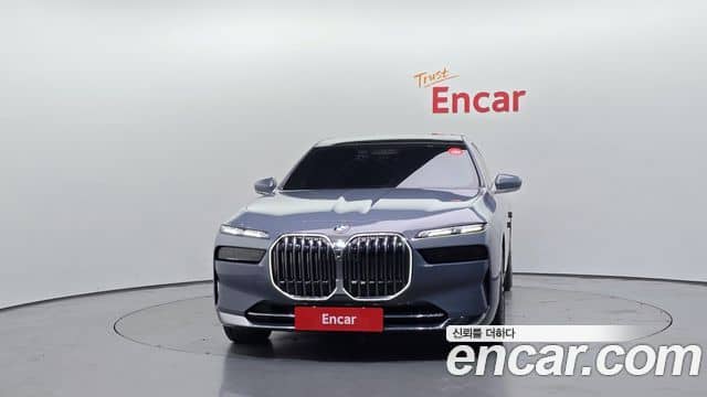 BMW 7 Series, 2023