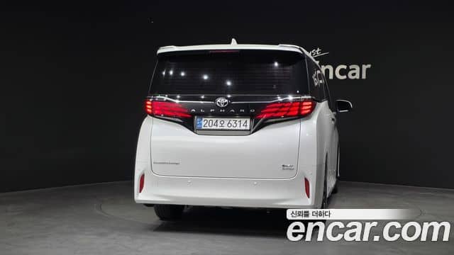 Toyota Alphard, 2024