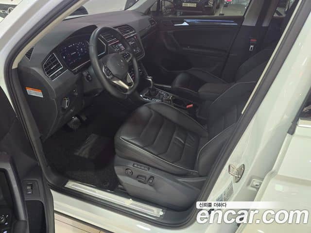 Volkswagen Tiguan, 2023
