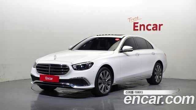 Mercedes-Benz E-Class, 2023