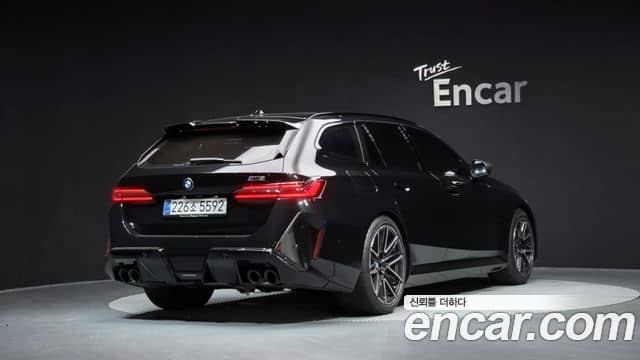 BMW M5, 2025