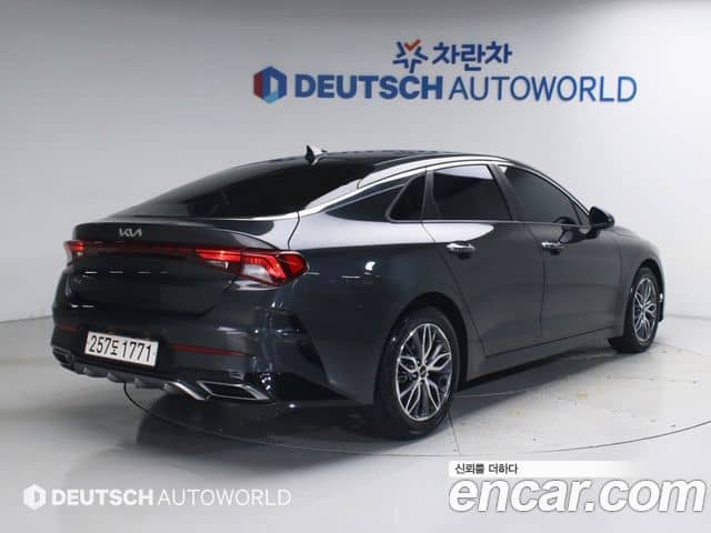 Kia K5, 2022
