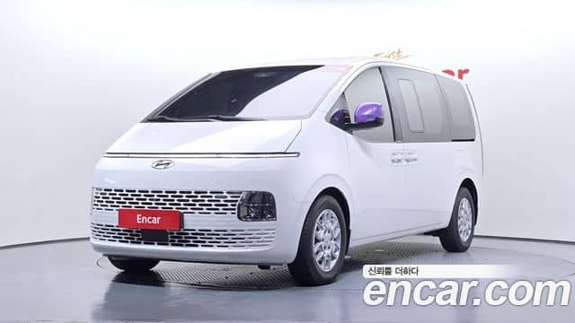 Hyundai Staria, 2022