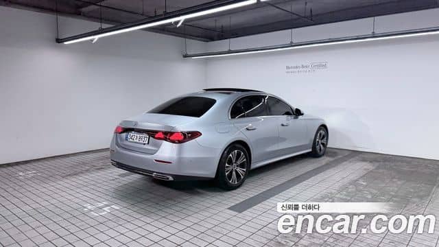 Mercedes-Benz E-Class, 2024