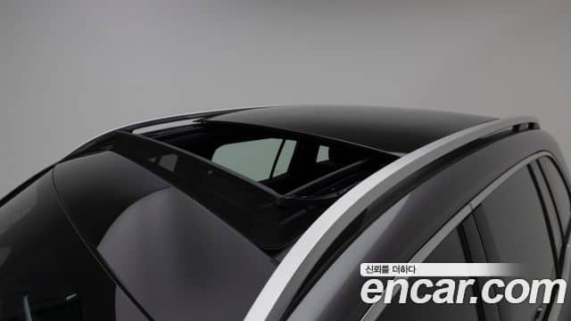 Mercedes-Benz EQB, 2025