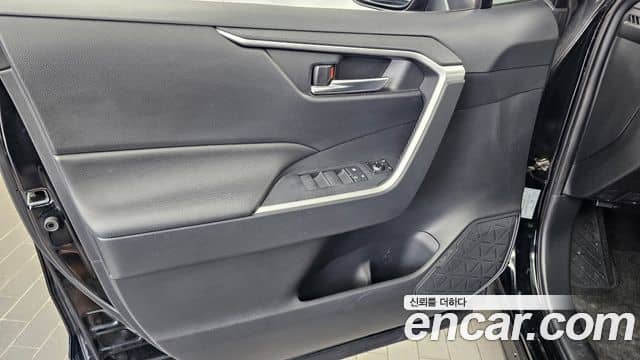 Toyota RAV4, 2019