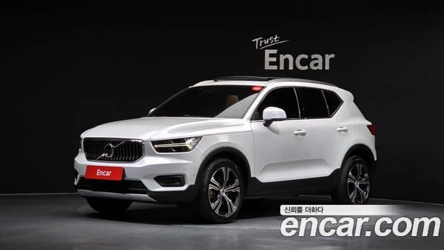 Volvo XC40, 2021