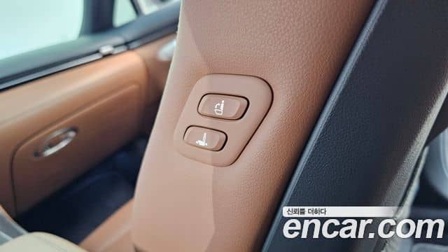 Genesis GV70, 2024