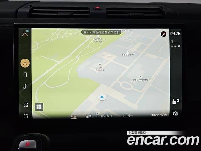 Land Rover Defender, 2023
