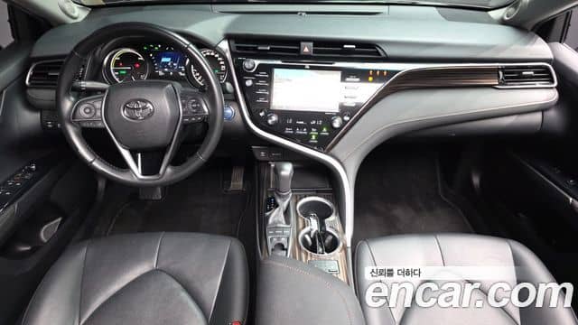 Toyota Camry, 2018