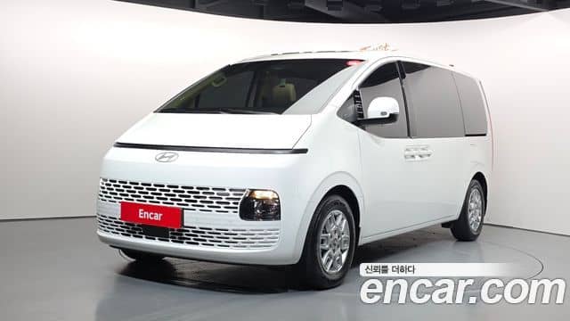 Hyundai Staria, 2025