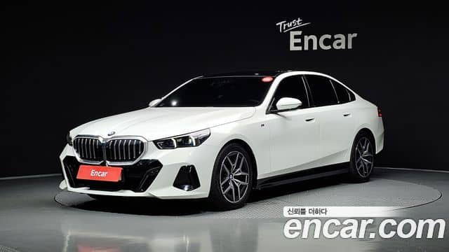 BMW 5 Series, 2024