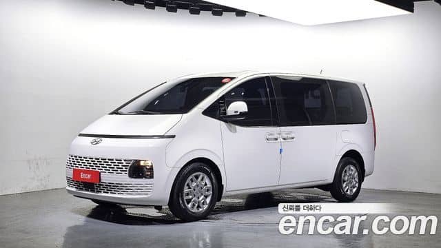 Hyundai Staria, 2022