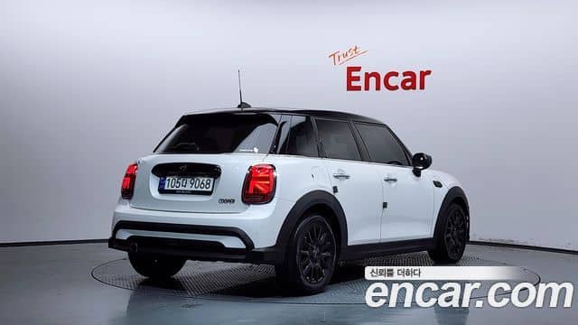 Mini Cooper, 2023