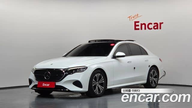 Mercedes-Benz E-Class, 2024