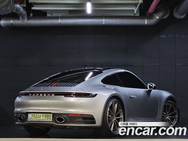Porsche 911, 2021