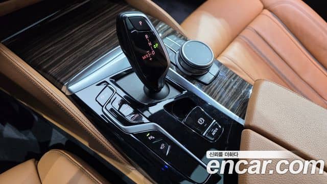 BMW 5 Series, 2021