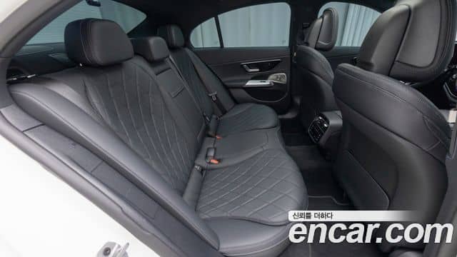Mercedes-Benz E-Class, 2025