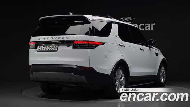 Land Rover Discovery 5, 2019