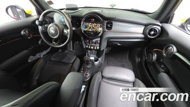 Mini Cooper Electric, 2022