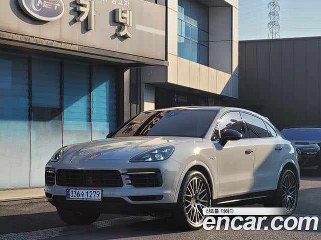 Porsche Cayenne, 2022
