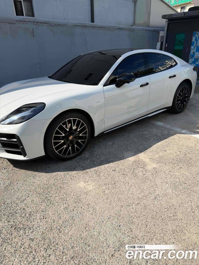 Porsche Panamera, 2025