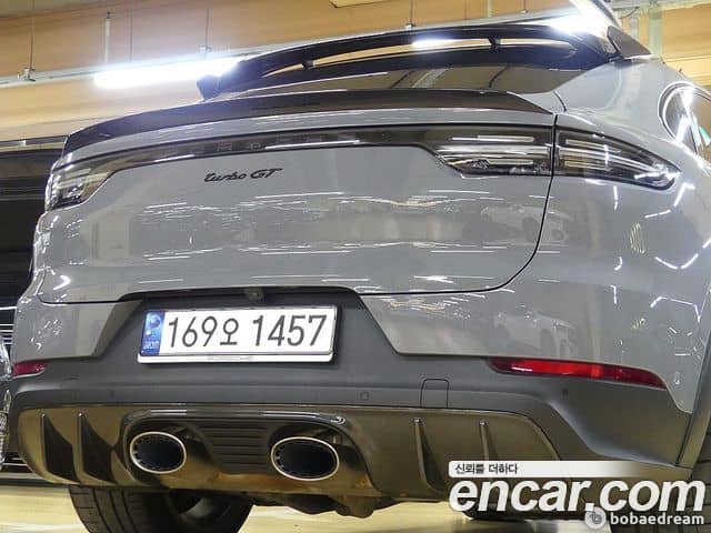 Porsche Cayenne, 2022