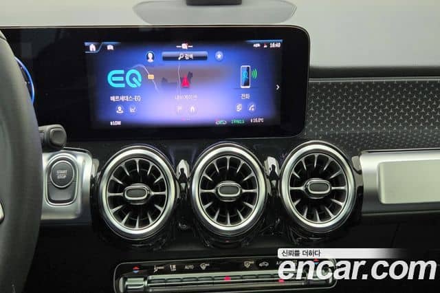 Mercedes-Benz EQB, 2025