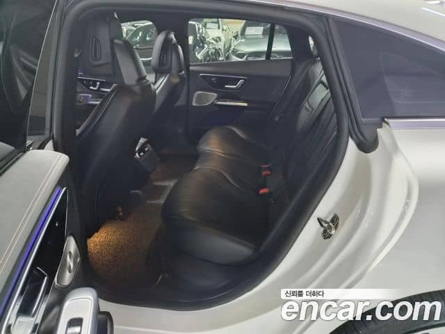 Mercedes-Benz EQE, 2022