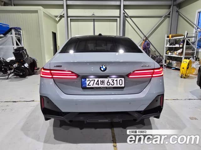 BMW 5 Series, 2025