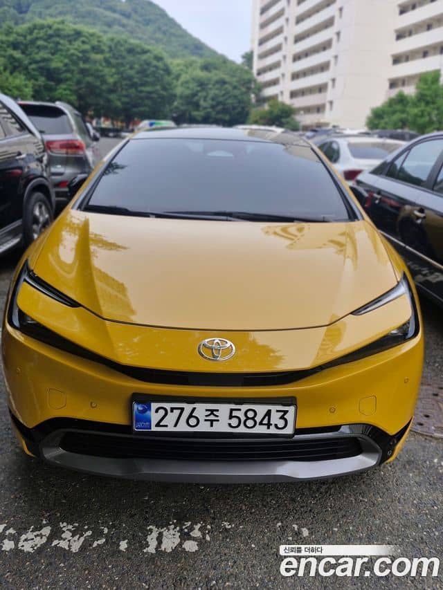 Toyota Prius, 2024