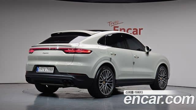 Porsche Cayenne, 2023