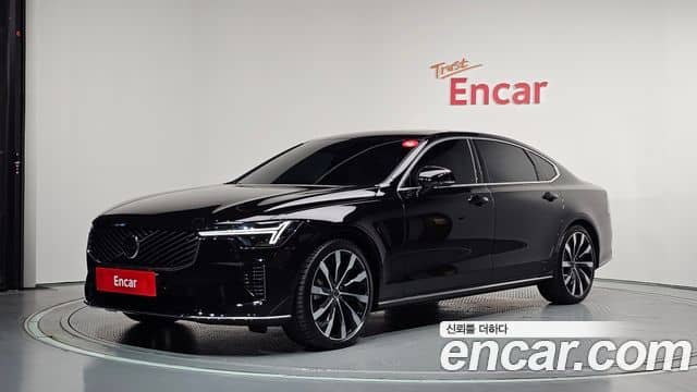 Volvo S90, 2025