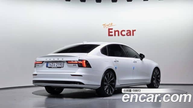 Volvo S90, 2025