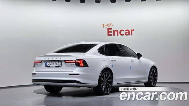 Volvo S90, 2025