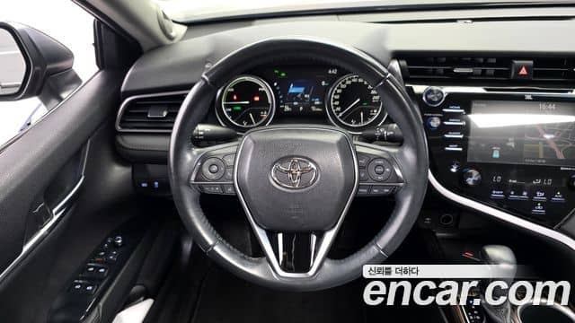 Toyota Camry, 2019