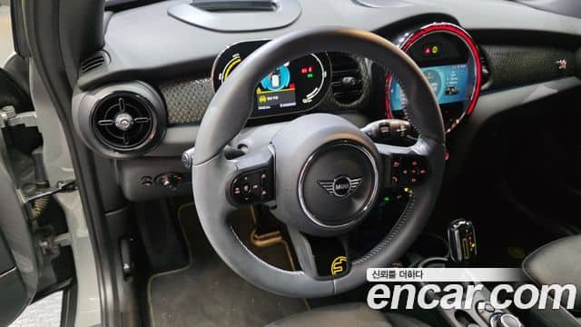 Mini Cooper Electric, 2022