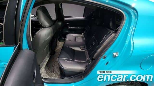 Toyota Prius C, 2018