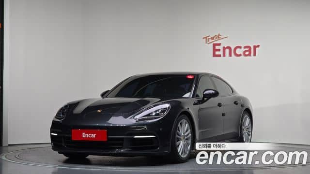 Porsche Panamera, 2018