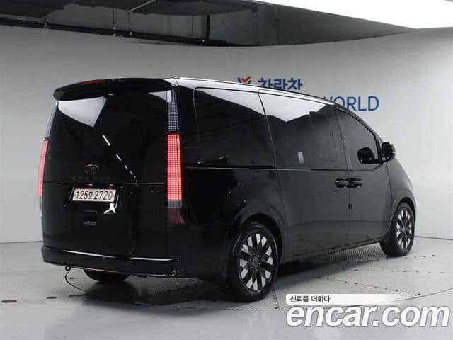 Hyundai Staria, 2021