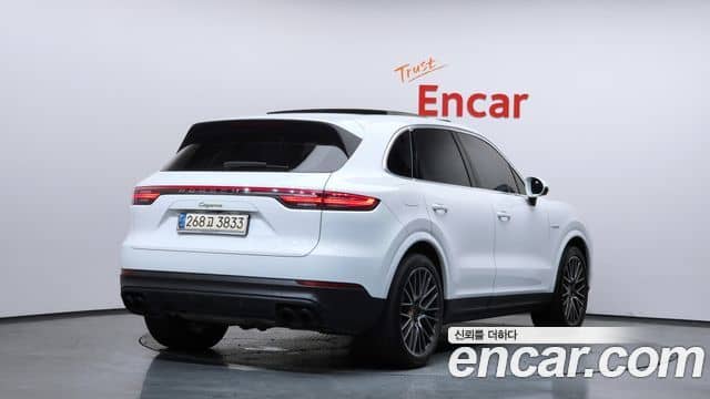 Porsche Cayenne, 2020