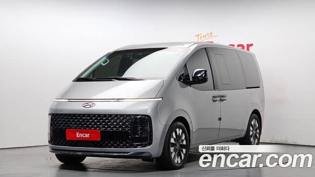 Hyundai Staria, 2022