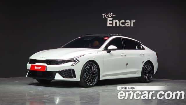 Kia K5, 2025