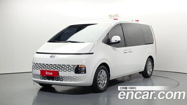 Hyundai Staria, 2021