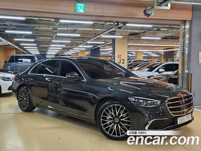 Mercedes-Benz S-Class, 2025