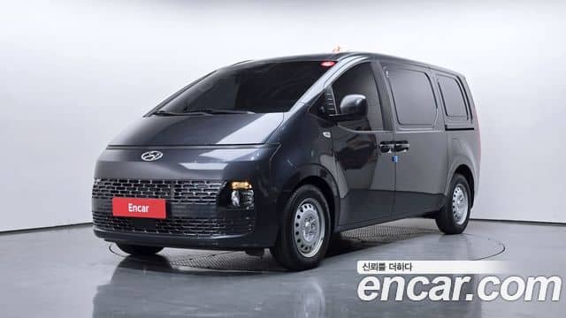 Hyundai Staria, 2023