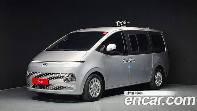 Hyundai Staria, 2022