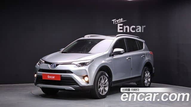 Toyota RAV4, 2018