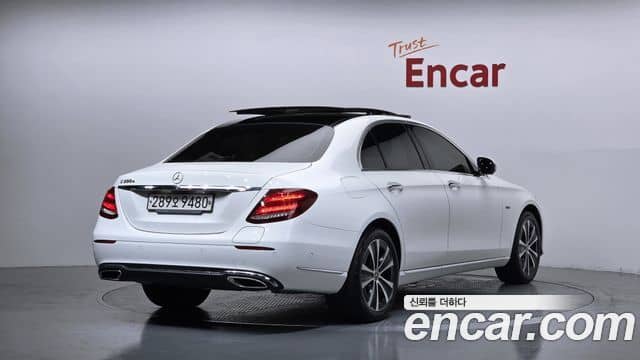 Mercedes-Benz E-Class, 2019