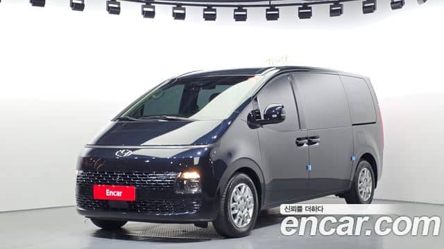 Hyundai Staria, 2023